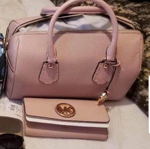 Michael kors set